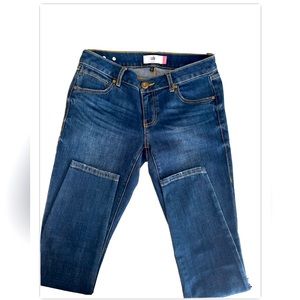 Cabi skinny jeans size 4 medium dark wash